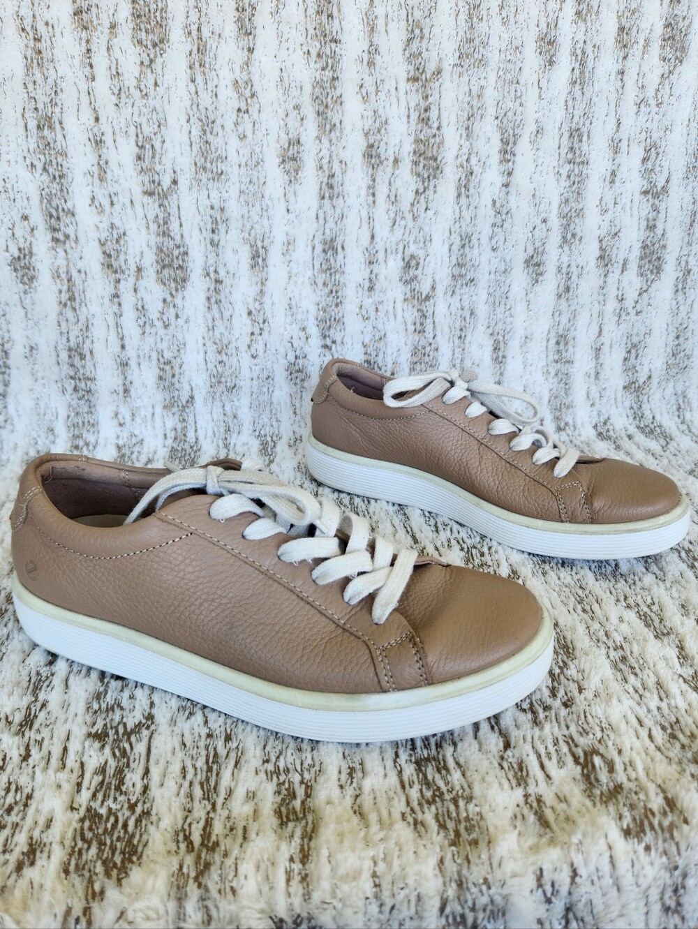 Ecco "Soft 60" Leather Sneakers Nude Tan Low Lace-up | Women's Size US 8 / 39 - Picture 7 of 12